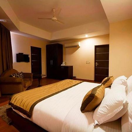 Hotel Shiva International Near By Igi Airport New Delhi Luaran gambar